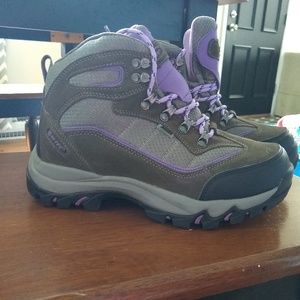 Hi-Tech hiking boots